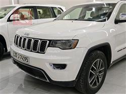 جیپ گراند شیرۆکی